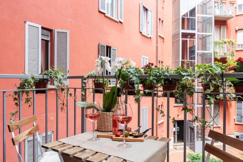 New Jungle & Charming Flat - Zona De Angeli Lägenhet Milano Exteriör bild